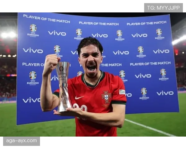 维蒂尼亚力挽狂澜，助巴黎中场稳如磐石再夺联赛胜利